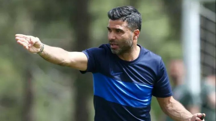 روانخواه دستیار ندارد