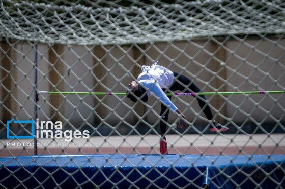 مسابقات دو و میدانی قهرمانی نوجوانان دختر در مشهد