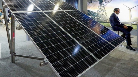 ۷ هزار مگاوات نیروگاه تجدیدپذیر با شتاب بیشتری احداث می‌شود