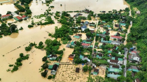 ۱۴ کشته یا مفقودی در سیل ویتنام