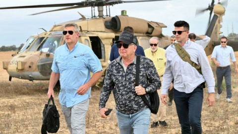 فرستاده ترامپ با خانوادههای اسرای صهیونیست دیدار کرد