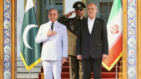 همسایگان در خط مقدم صلح و امنیت منطقه‌ای