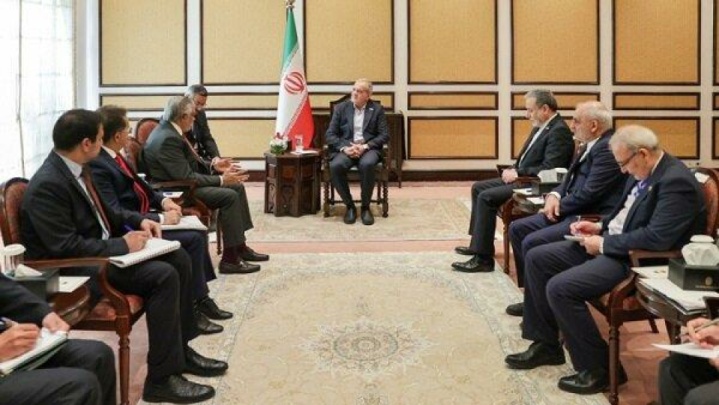 وزیر خارجه پاکستان به دیدار رئیس جمهوری ایران آمد