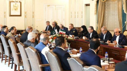 پزشکیان: ایران، در سختی‌ها پاکستان را در کنار خود دیده است/شریف: همراهی پاکستان با ایران تداوم دارد