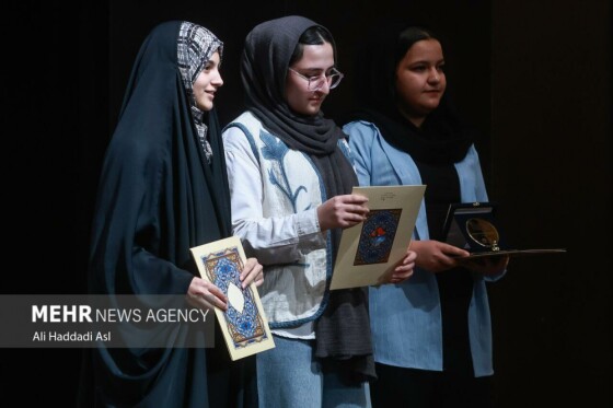 اختتامیه رویداد ملی بازی نامه نویسی نوجوانان (بازیستا)