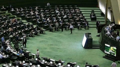 مروری بر نسبت های خویشاوندی در ۱۲ دوره مجلس