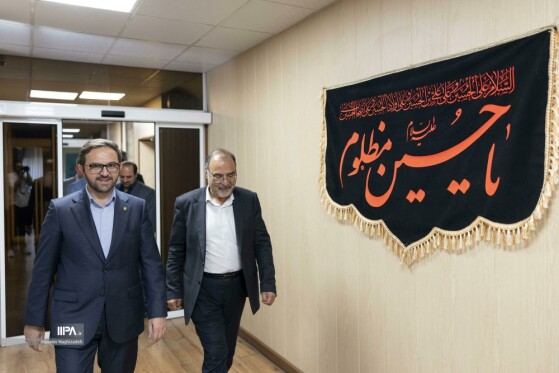 بازدید مدیرعامل بانک کشاورزی از روزنامه ایران