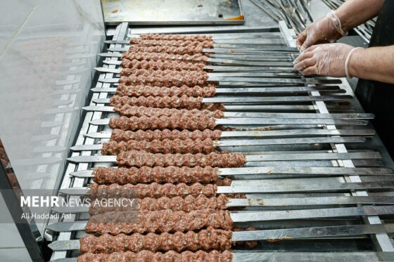 آشپزخانه مرکزی طبخ غذای جنگ زدگان جنگ با رژیم صهیونی