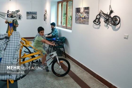 افتتاح نمایشگاه دوچرخه و کودکان غزه