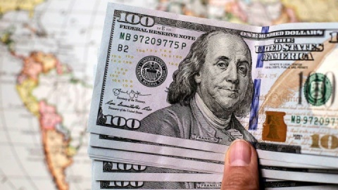 دلار توافقی از ۷۲ هزار تومان عبور کرد