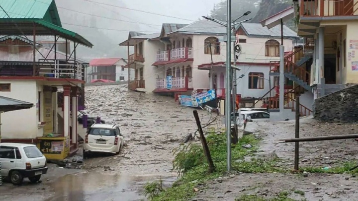 چهار کشته و یکصد مفقودی در سیل هند