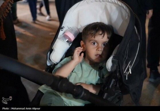 حضور کودکان در مسیر اربعین