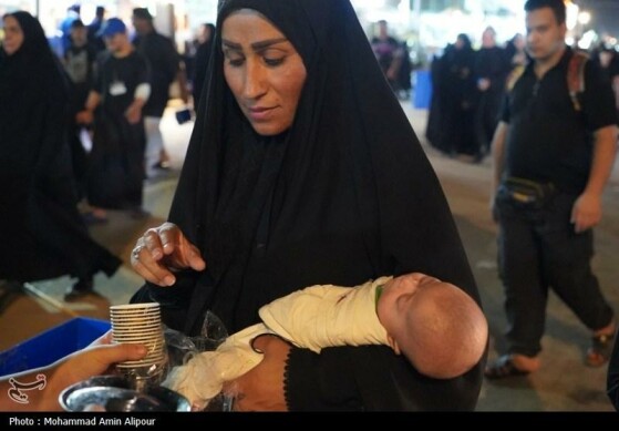 حضور کودکان در مسیر اربعین