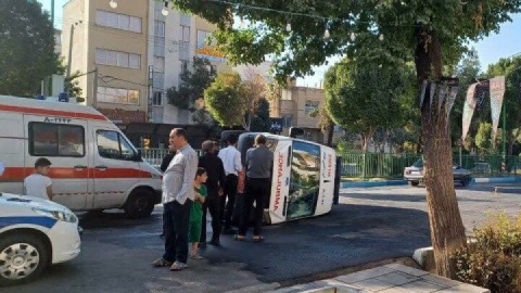 واژگونی آمبولانس اورژانس در اصفهان