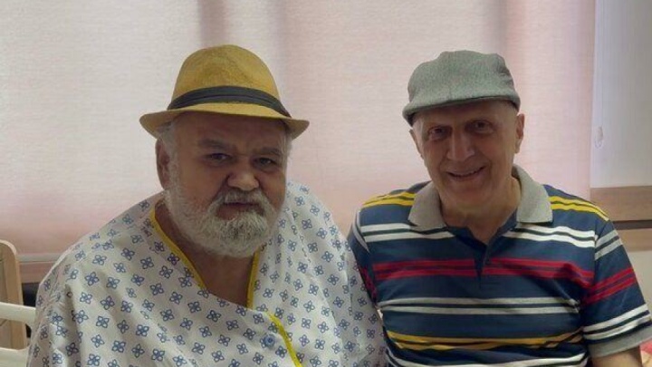 اکبر عبدی: حالم خوب است/به زودی از بیمارستان مرخص می‌شوم