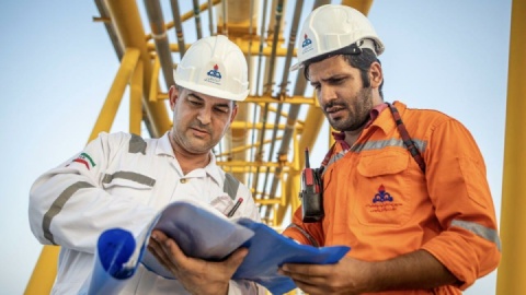 تعمیرات اساسی ۱۶ سکو در پارس جنوبی به اتمام رسید/ تکمیل عملیات تا پایان مهر