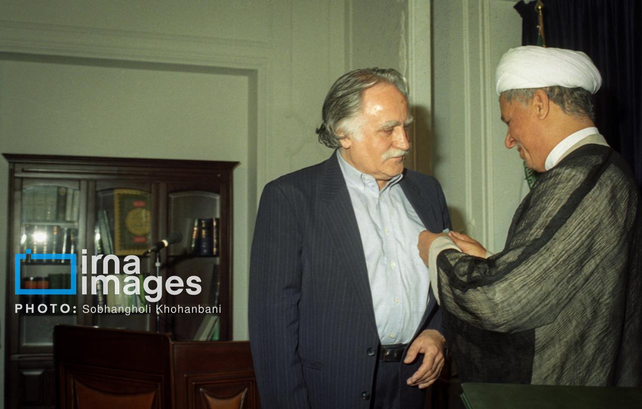 محمود فرشچیان