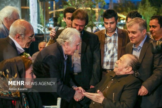 مرحوم استاد محمود فرشچیان