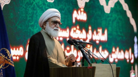 هیچ‌کس حق ندارد اتحاد ملت در برابر دشمن را بهم بزند