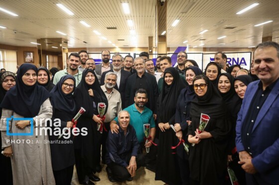 حضور سرزده رئیسجمهور در خبرگزاری ایرنا