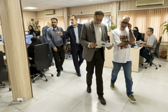 بازدید رییس سازمان سینمایی کشور از روزنامه ایران