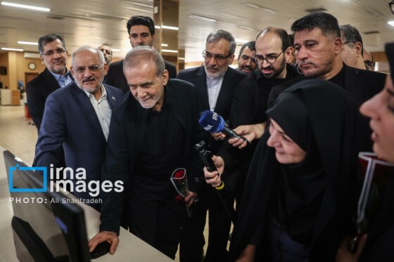 حضور سرزده رئیسجمهور در خبرگزاری ایرنا