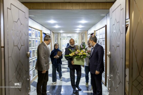 بازدید رییس سازمان سینمایی کشور از روزنامه ایران