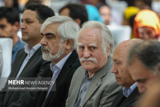 مرحوم استاد محمود فرشچیان