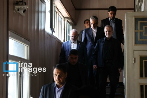 حضور سرزده رئیس‌جمهور در خبرگزاری ایرنا