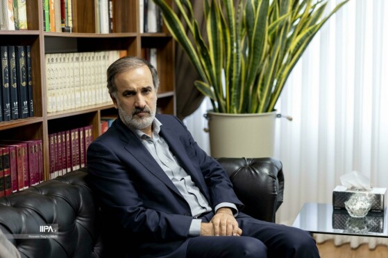 بازدید رییس سازمان سینمایی کشور از روزنامه ایران