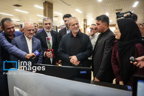 حضور سرزده رئیس‌جمهور در خبرگزاری ایرنا