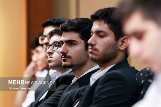 مراسم تجلیل از مدال آوران المپیادهای جهانی