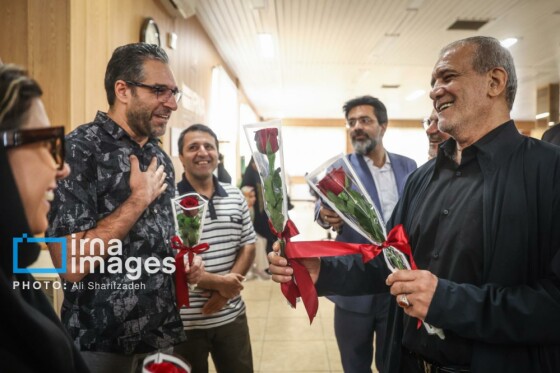 حضور سرزده رئیسجمهور در خبرگزاری ایرنا