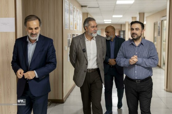 بازدید رییس سازمان سینمایی کشور از روزنامه ایران