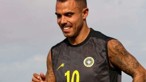 جنگ حقوقی خواهرخوانده‌ها