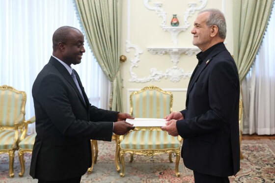 آیین دریافت استوارنامه سفرای جدید 9 کشور