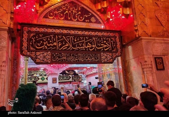 حرم امام حسین (ع) در آستانه اربعین؛ دریای اشک و زمزمه عاشقان