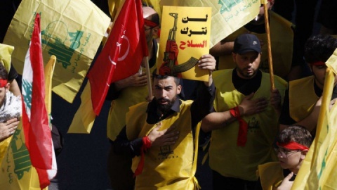 خلع سلاح به منزله بر باد رفتن حاکمیت و هویت عربی و اسلامی است