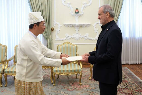 آیین دریافت استوارنامه سفرای جدید 9 کشور