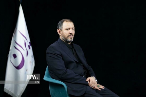 بازدید رئیس شورای عالی استانها از روزنامه ایران