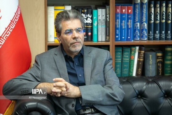 بازدید رئیس صندوق بازنشستگی کشوری از روزنامه ایران