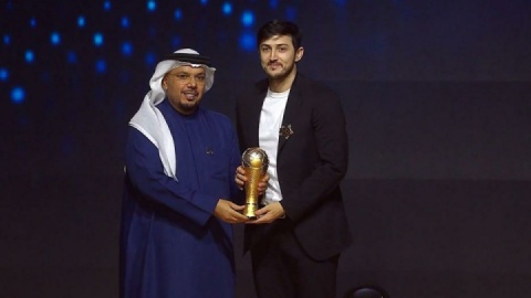 لیگی که از سردار کوچک‌تر بود