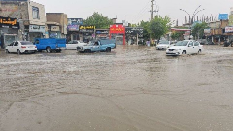 بارندگی شدید در خراسان شمالی موجب آب‌گرفتگی معابر شهری شد