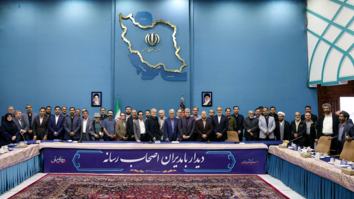 نقد آری، کارشکنی ممنوع