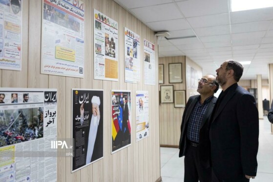 بازدید رئیس شورای عالی استانها از روزنامه ایران