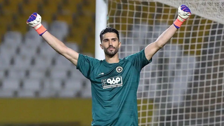 چرا حسینی به سپاهان رفت؟