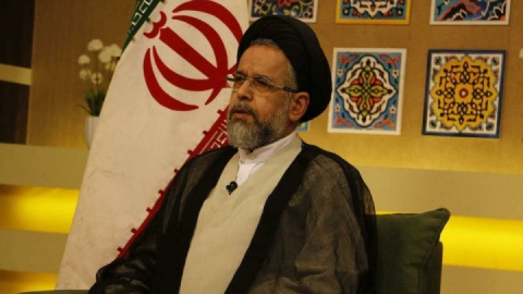 روند درمان حجت الاسلام علوی توسط تیمی از پزشکان مجرب پیگیری می‌شود