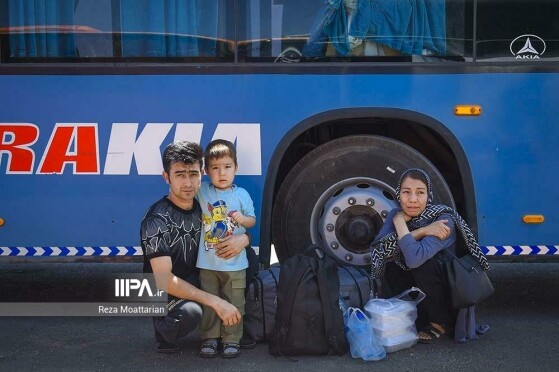 بازگشت افغانستانی‌های غیرمجاز از مرز دوغارون