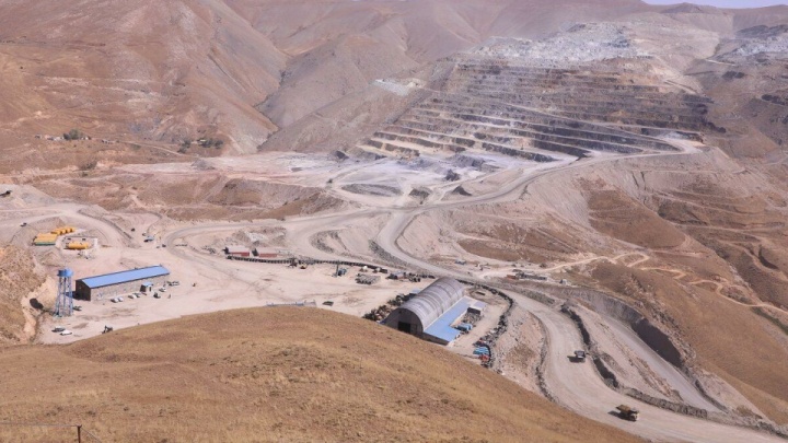 ۲ معدن طلا به مزایده می‌رود