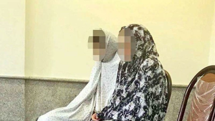 سرقت طلا توسط دخترخاله‌ها با آبمیوه‌ مسموم